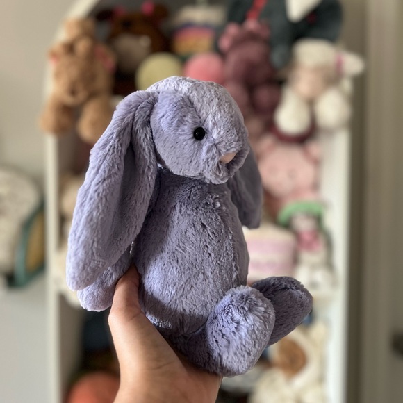 Jellycat Medium Bashful Viola Bunny - Authentic & BNWT! - Picture 2 of 6